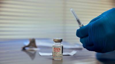 Швейцария сертифицировала вакцину от коронавируса Moderna - russian.rt.com - Сша - Швейцария - Евросоюз