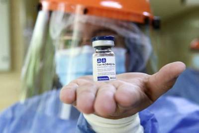 Российская вакцина от COVID-19 получает все большее признание за рубежом - tvc.ru