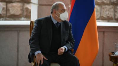 Армен Саркисян - Президент Армении госпитализирован с двусторонней пневмонией - riafan.ru - Армения - Ереван