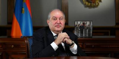 Армен Саркисян - Новый штамм Covid-19: президента Армении госпитализировали в Лондоне с двухсторонней пневмонией - nv.ua - Лондон - Армения - Президент