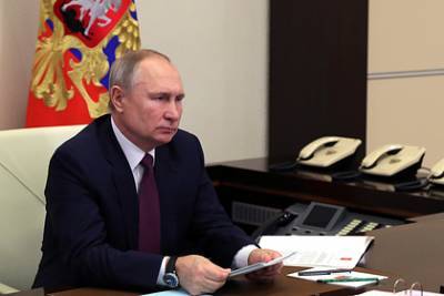 Владимир Путин - Путин сравнил ситуацию с коронавирусом в России и мире - lenta.ru - Россия