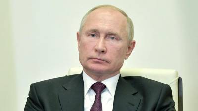 Владимир Путин - Путин поручил начать вакцинацию всех россиян - newzfeed.ru - Россия