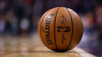 В НБА 16 игроков заболели коронавирусом - russian.rt.com - Вашингтон - штат Юта
