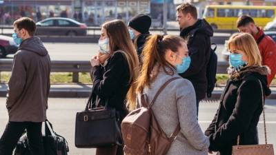 Россия - «Надо маску постирать!» — в соцсетях не верят в тяжесть второго года пандемии - 5-tv.ru
