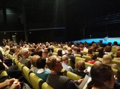 Петербургским театрам разрешили увеличить количество зрителей - rosbalt.ru - Санкт-Петербург