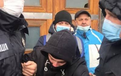 В Виннице произошла стычка между протестующими - korrespondent.net - Украина
