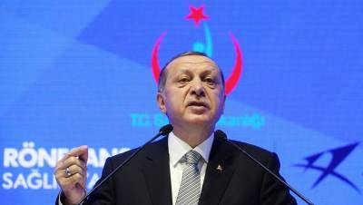 Тайип Эрдоган - Фахреттин Коджа - Эрдоган получил первую дозу вакцины от COVID-19 - gazeta.ru - Турция - Анкара