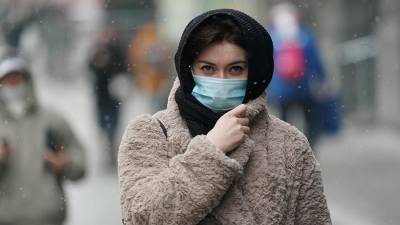 Айдар Ишмухаметов - Эксперт назвал обязательным ношение маски после прививки от коронавируса - iz.ru - Россия - Израиль