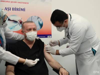 Реджеп Эрдоган - Эрдоган в прямом эфире привился китайской вакциной от коронавируса, которую заказала Украина. Видео - gordonua.com - Турция - Украина