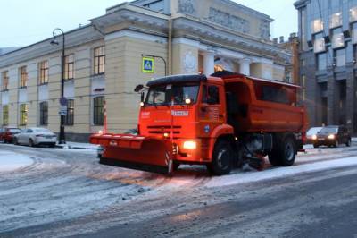 Власти Петербурга жалуются на нехватку снегоуборочной техники - abnews.ru - Санкт-Петербург