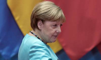Ангела Меркель - Штеффен Зайберт - Меркель обсудит с главами регионов дальнейшее ужесточение карантина в ФРГ - capital.ua - Германия - Киев