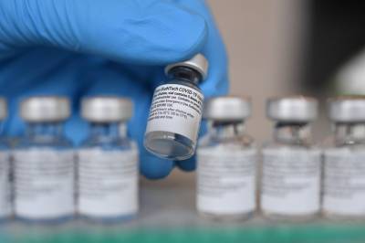 Компания Pfizer временно сократит поставки вакцины в Европу - zik.ua - Норвегия