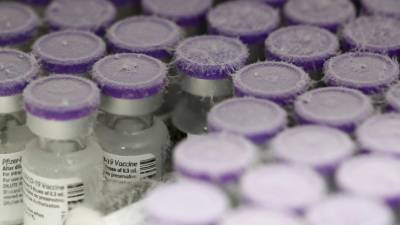 Шесть стран Европы попросили ЕК ускорить поставки вакцины Pfizer - russian.rt.com - Финляндия - Эстония - Швеция - Латвия - Дания - Литва