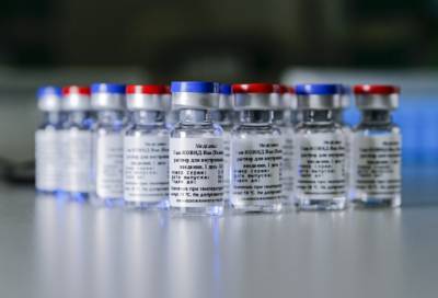 Власти Петербурга хотят открыть мобильные пункты для вакцинации от коронавируса - online47.ru - Петербурга