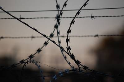 В Германии откроют тюрьму для ковид-диссидентов и нарушителей карантина - lenta.ru - Германия - земля Саксония