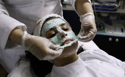 Al Jazeera (Катар): пандемия и красота. Как коронавирус повлиял на женские ритуалы красоты и косметические средства? - inosmi.ru - Катар