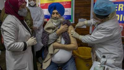 Россия - Начало вакцинации в Индии - ru.euronews.com - Китай - Германия - Индия