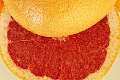 Анна Белоусова - Врач Анна Белоусова предупредила об опасности грейпфрута во время коронавируса - actualnews.org