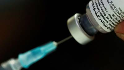 У 13 жителей Израиля после вакцинации препаратом Pfizer произошел лицевой паралич - gazeta.ru - Израиль