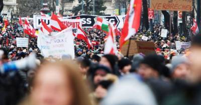 Тысячи людей в Вене протестовали против коронавирусных ограничений (ФОТО) - dsnews.ua - Китай - Вена - Австрия