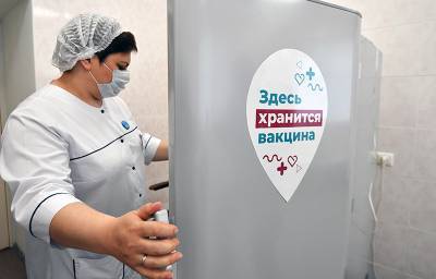 Константин Чернов - В России начнут применять третью вакцину от коронавируса - tvc.ru - Россия