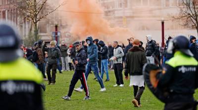 В Амстердаме полиция применила водометы против демонстрантов - belta.by - Амстердам