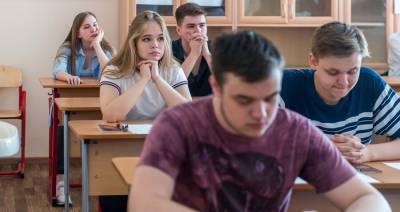 Столичные школьники возвращаются к очному обучению - m24.ru