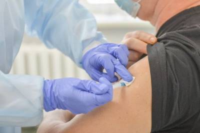 Выездные бригады вакцинации от COVID-19 увеличят охват прививочной кампании - aif.ru - Москва