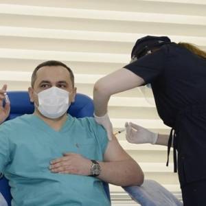 В Азербайджане стартовала вакцинация от коронавируса - reporter-ua.com - Азербайджан - станция Covax