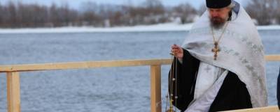 В Великом Новгороде накануне Крещения освятили водопроводную воду - runews24.ru - Великий Новгород