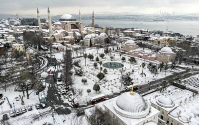 Стамбул засыпало снегом - korrespondent.net - Турция - Стамбул