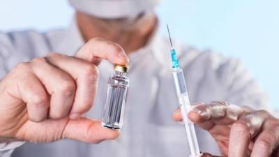 ЕС планирует вакцинировать 70% жителей к лету - Bloomberg - ru.espreso.tv - Украина