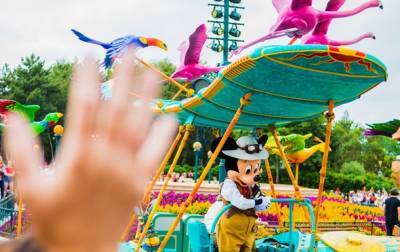 Disneyland в Париже отложил возобновление работы - korrespondent.net - Франция - Париж