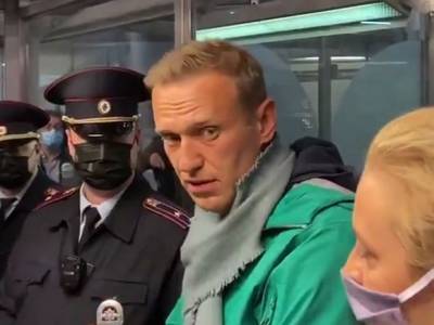 Алексей Навальный - Социолог: Власть показала, насколько для нее важен Навальный - rosbalt.ru