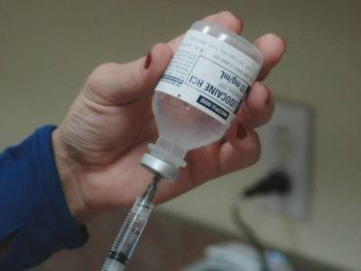 О «побочках» ковид-вакцины рассказали привитые в Ирландии - rosbalt.ru - Ирландия