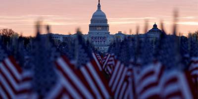 Джон Байден - Carlos Barria - Инаугурация Байдена: в Вашингтоне установили 200 тысяч флагов в честь тех, кто не сможет приехать - nv.ua - Сша - Вашингтон - Вашингтон