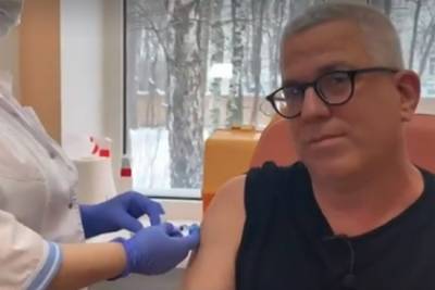Израильский телеведущий решил привиться вакциной «Спутник V» - lenta.ru - Россия - Москва - Швейцария - Израиль