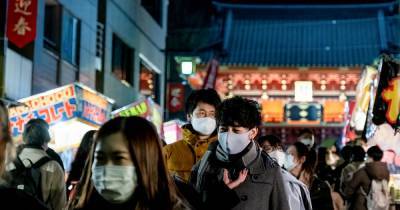 Юрико Коикэ - Ясутоси Нисимура - В Японии призывают вновь ввести режим ЧС из-за COVID-19 - ren.tv - Япония - Токио