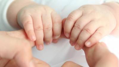В больнице Петербурга родился первый в 2021 году малыш от мамы с коронавирусом - piter.tv - Санкт-Петербург