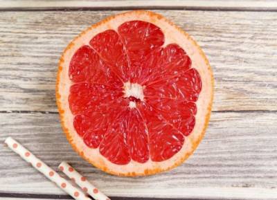 Сара Брюэр - Британские диетологи назвали неожиданные полезные свойства грейпфрута - gazeta.a42.ru - Англия