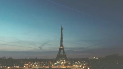 Air France выполнит серию рейсов из России в Париж - piter.tv - Россия - Санкт-Петербург - Москва - Франция - Париж
