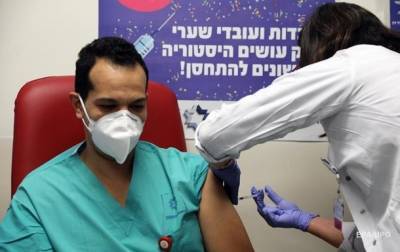 В Израиле поставили под сомнение заявленную эффективность вакцины Pfizer - korrespondent.net - Израиль