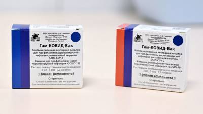 Денис Логунов - Обе дозы вакцины «Спутник V» получили около 32 тысяч добровольцев - russian.rt.com