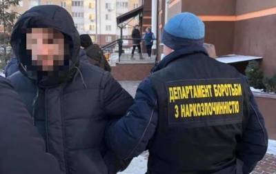 В Киеве задержали торговца фейковыми справками об отсутствии коронавируса - korrespondent.net - Украина - Киев