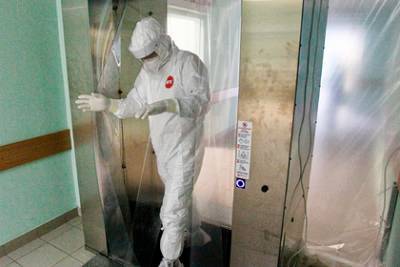 В России за сутки умерли рекордные 612 пациентов с коронавирусом - lenta.ru - Россия