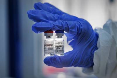 ОАЭ одобрили использование российской вакцины от коронавируса "Спутник V" - zik.ua - Россия - Украина - Евросоюз - Эмираты
