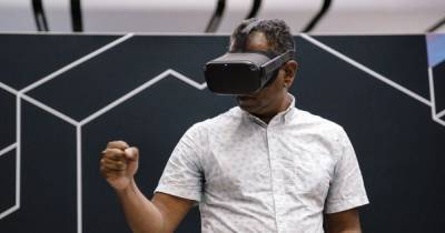 Компания Apple разрабатывает новое устройство — гарнитуру виртуальной реальности - focus.ua - Сша
