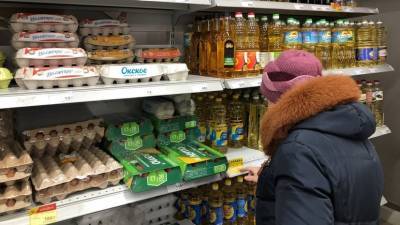 Розничное равновесие: Минсельхоз рекомендовал регионам сдерживать рост цен на картофель, яйца и макароны - russian.rt.com - Россия