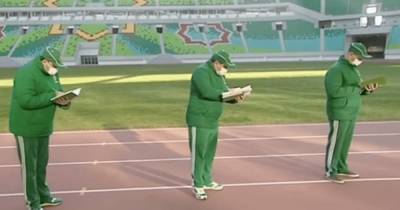 Гурбангулы Бердымухамедов - Президент Туркменистана устроил на стадионе соревнование по скоростному записыванию его слов (видео) - focus.ua - Туркмения