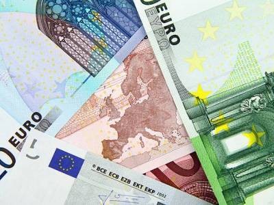 Михаил Дорофеев - Российская нацвалюта слабеет, курс евро пробил отметку в 91 рубль - rosbalt.ru